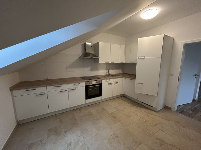 3-Zimmer-Wohnung ab sofort zu vermieten (Ref Innstr.88b, Whg.3)