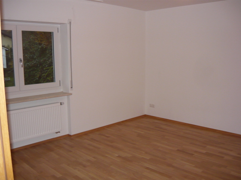 3 Zimmer Wohnung ab sofort(Ref : Innstr. 88b, Whg 4 )