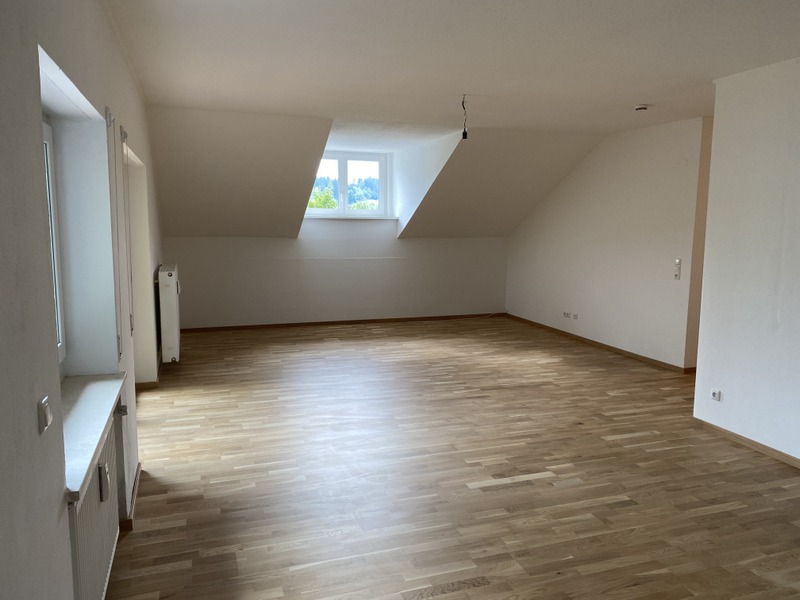 2-Zimmer-Wohnung ab sofort(Ref. Innstraße, Whg. 5)