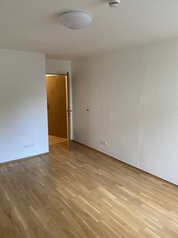 2 Zimmer Wohnung ab 01.09.2025, auch früher(Ref: Jahnstraße 8, App. 6)