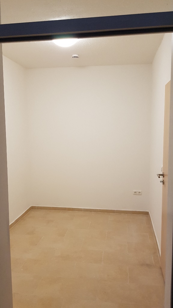 2 Zimmer Wohnung ab 01.08.2025(Ref : Kirchenpl. 4a, App 11)