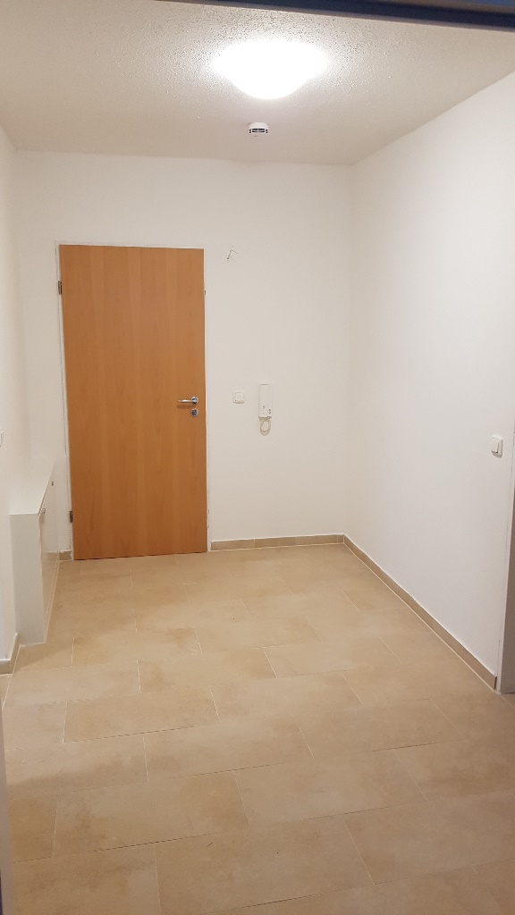 2 Zimmer Wohnung ab 01.08.2025(Ref : Kirchenpl. 4a, App 11)